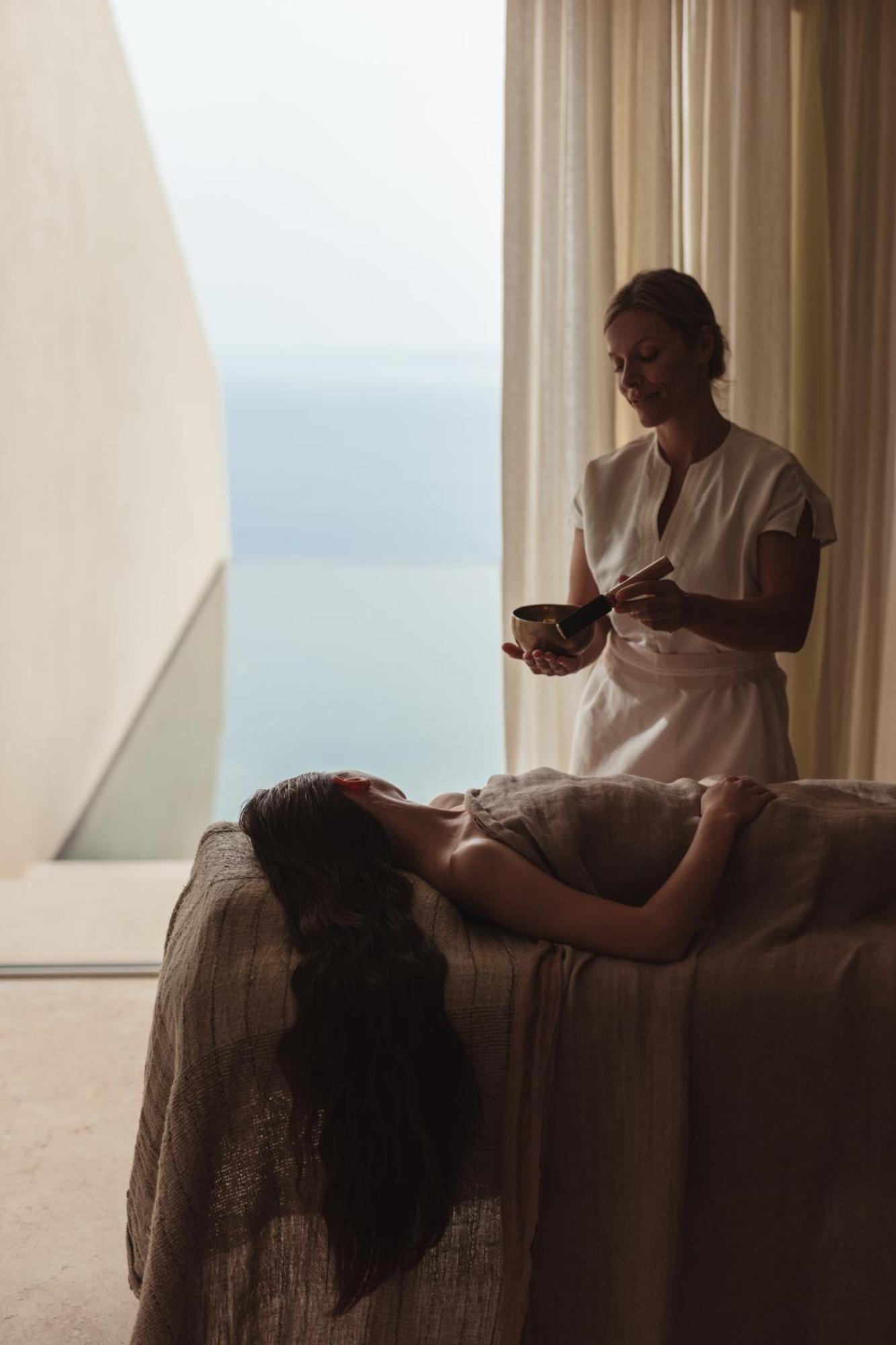 Gundari Hotel Petousis Ngoại thất bức ảnh